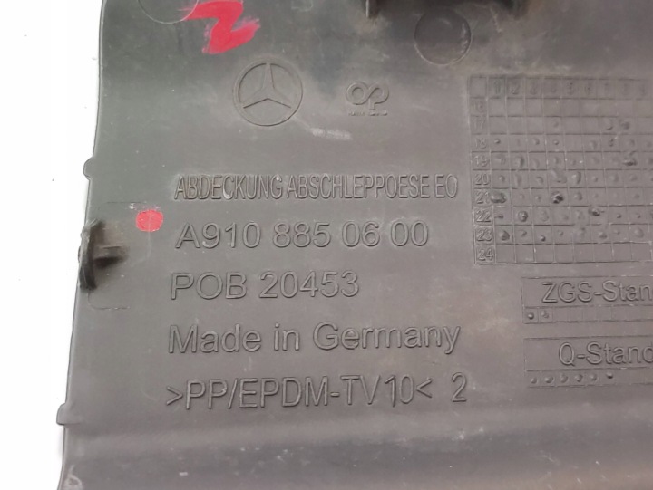 MERCEDES-BENZ SPRINTER W910 BOUCHON CROCHET PARE-CHOCS AVANT A9108850600
