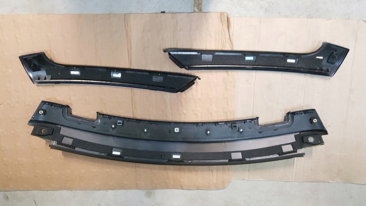 AUDI R8 4S 4S7 LIFT BAGUETTES PARE-BRISE AVANT 4S7853829 4S7.853.829
