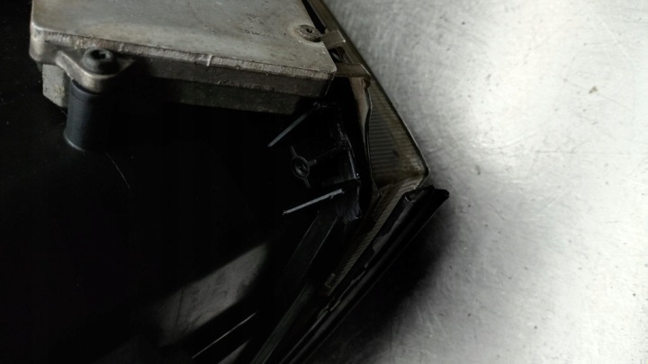 PROJECTEUR GAUCHE OPEL VECTRA C 02-05R XÉNON ROTATIF