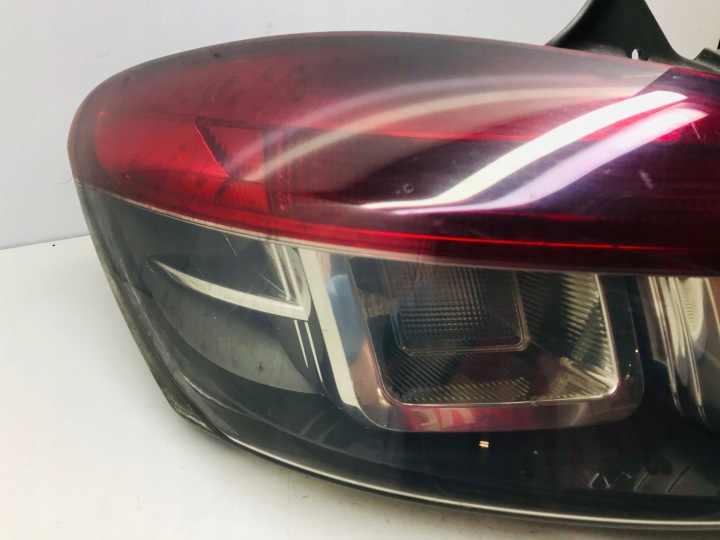 RENAULT MEGANE III 2010 GAUCHE CÔTÉ PHARE ARRIÈRE