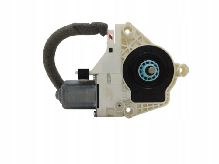 PETIT MOTEUR VITRES AVANT GAUCHES PORTES SKODA YETI (5L) 8K0959811A 1.39L