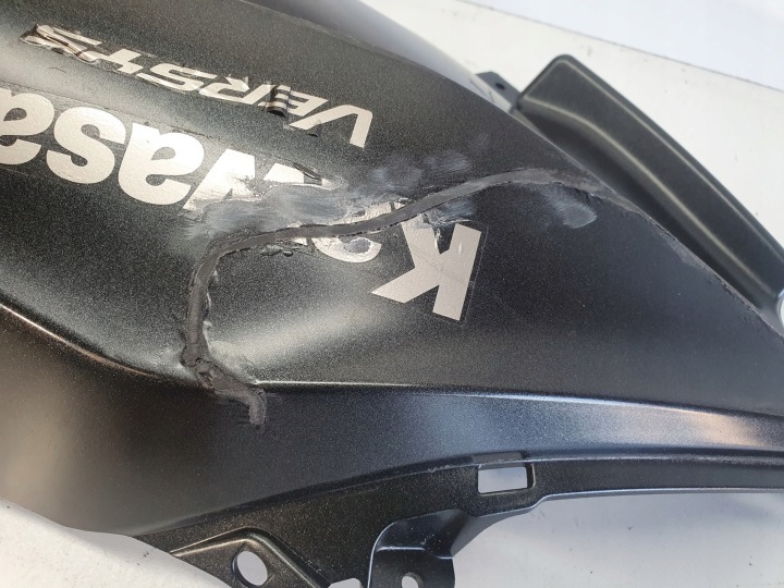 CÔTÉ DÉFLECTEUR D'AIR RÉSERVOIR GAUCHE KAWASAKI VERSYS 650 14-20R