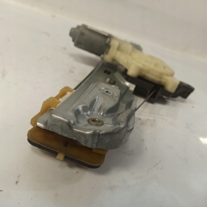 FORD FOCUS MK3 5D HAYON ÉLÉVATEUR MÉCANISME VITRES DROIT ARRIÈRE BM51-A27000BE