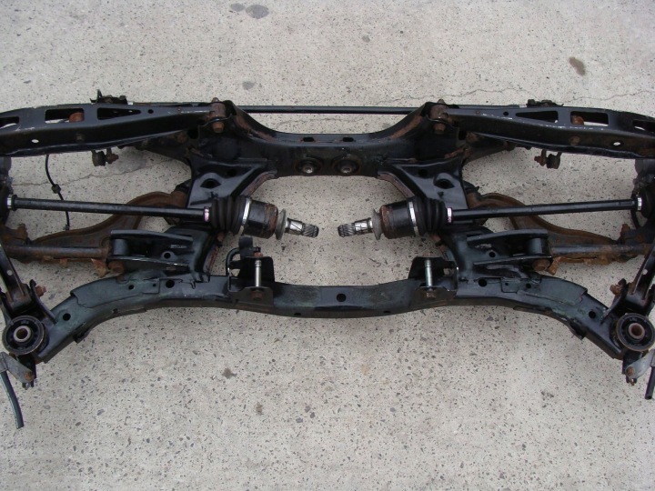SUSPENSION ARRIÈRE COMPLET SUBARU XV NON MALOWANE NON NAPRAWIANE