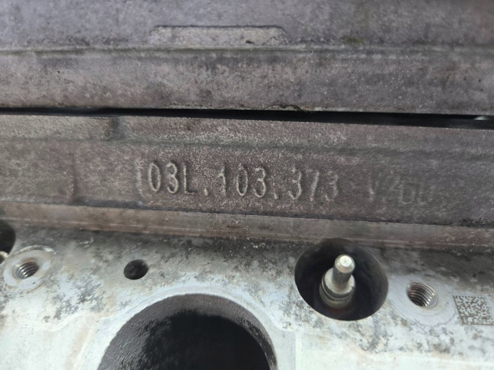 CULASSE MOTEUR VW/SKODA/SEAT 2.0 TDI OE CFF 03L103373