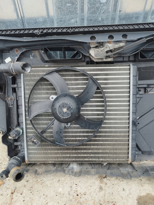 PANNEAU AVANT POUTRE RADIATEUR VW POLO 4 IV 9N LIFT ANNÉE 2005-2009 1.2 ESSENCE