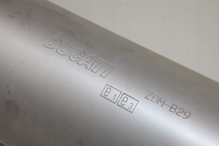 DUCATI MONSTER S4 ÉCHAPPEMENT ÉCHAPPEMENTS SILENCIEUX