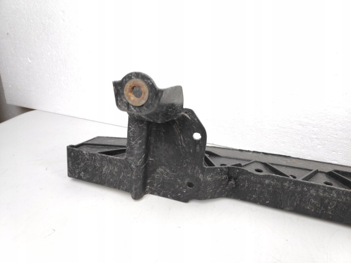 VW GOLF V PLUS RENFORCEMENT POUTRE PARE-CHOCS AVANT 5M0807093B