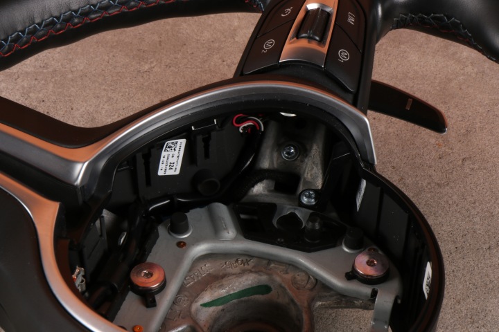 BMW M2 F87 M3 F80 M4 F82 F83 ORIGINALE VOLANT M-POWER PALETTES
