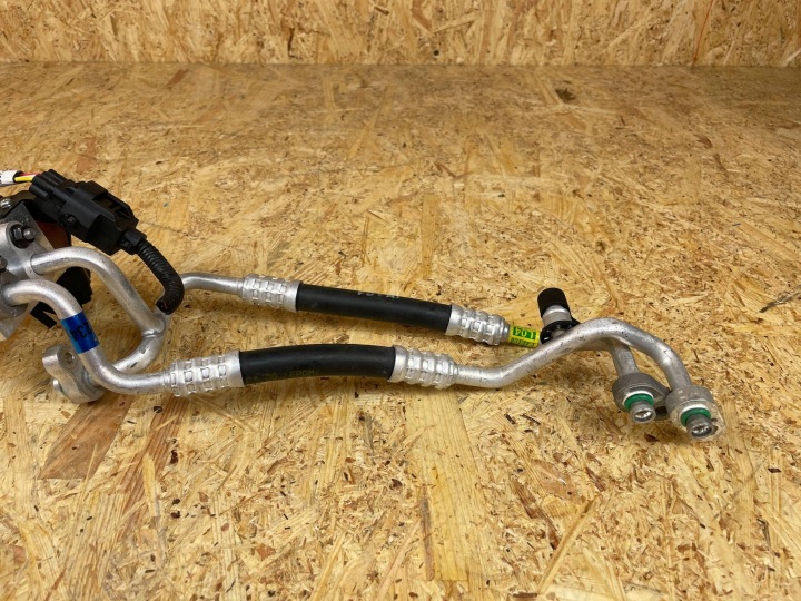 TUYAU FIL TUYAU SOUPAPE CLIMATISATION HYUNDAI KONA EV 97725-K4100 2021-