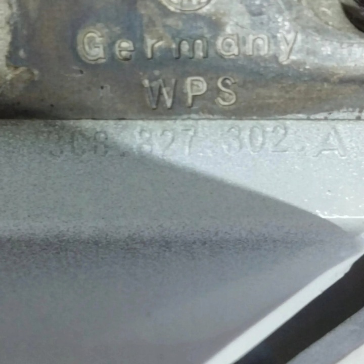DROIT CHARNIÈRE COUVERCLES DE COFFRE COUVERCLES DE COFFRE VW PASSAT B6 (3C2) 3C8827302A 1.8L GASOLINE