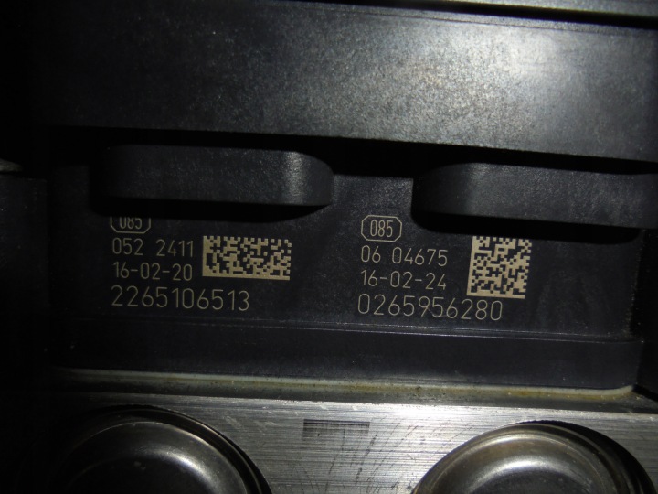 MERCEDES W117 CLA POMPE ABS A000 4213700 0265956280