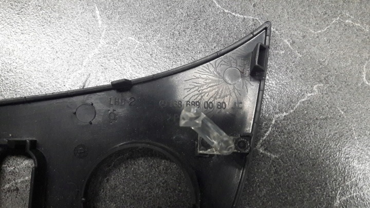 1686890080 PROTECTION CHÂSSIS FEUX MERCEDES W168