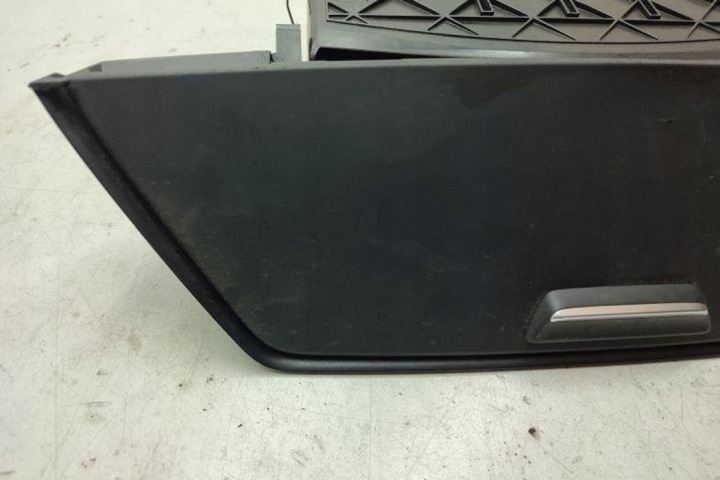 BOÎTE À GANTS BMW X1 (E84) 2991263 2.0L DIESEL 130KW 2012