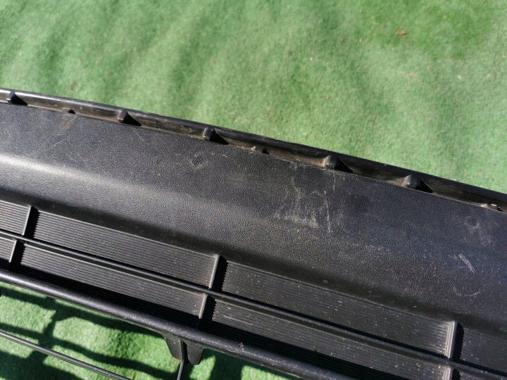 TOYOTA RAV4 IV LIFT 16-19 GRILLE CENTRALE PARE-CHOCS AVANT AVANT