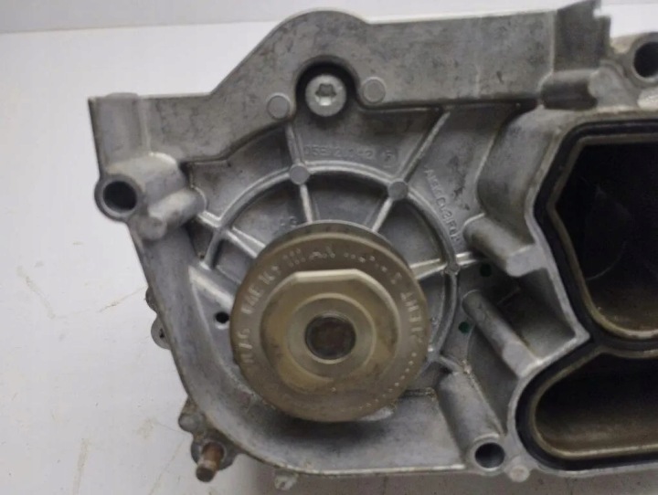 POMPE À EAU SEAT LEON (5F1) 05E121117K 1.0L GASOLINE 2021