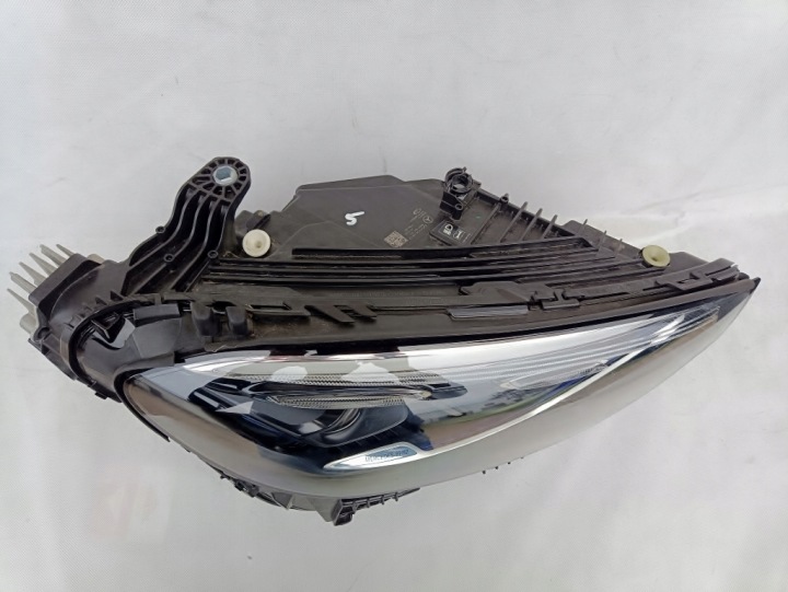PHARE DROITE COMPLET LED DIGITAL MERCEDES GLC W254 A2549066802