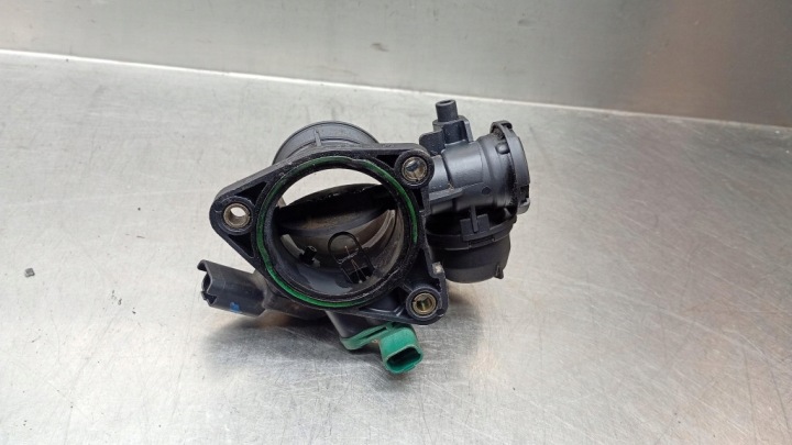 PAPILLON DES GAZ VOLVO V50 FOCUS MK2 C-MAX 2.0D 9647474880