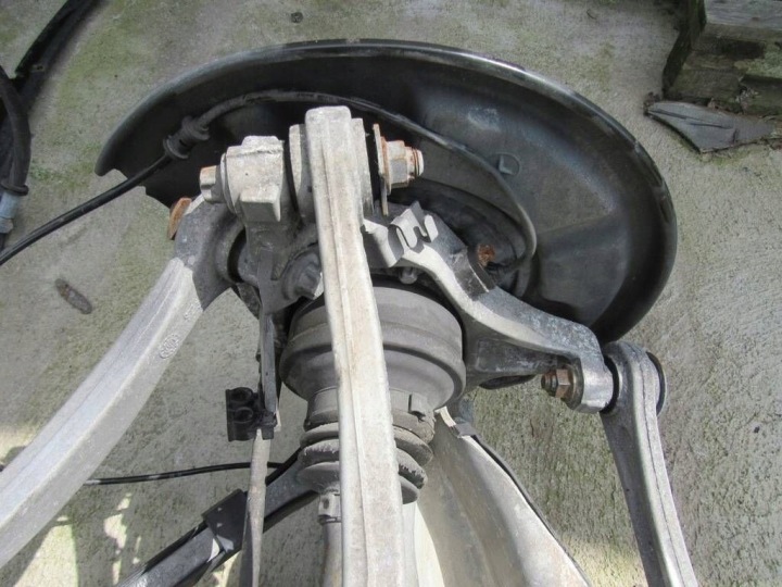 MERCEDES SL R230 W230 ROTULE DE DIRECTION MOYEU BRAS DE SUSPENSION DEMI-ARBRE GAUCHE ARRIÈRE 2303508508