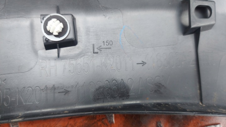MOULURE REVÊTEMENT GARDE-BOUE DROITE DROIT ARRIÈRE TOYOTA YARIS CROSS 21-