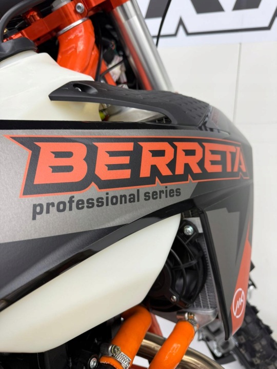 CROSS 300 CC BERRETA TURRUT T7 300CC MODÈLE JUZ DANS SPRZEDAZY