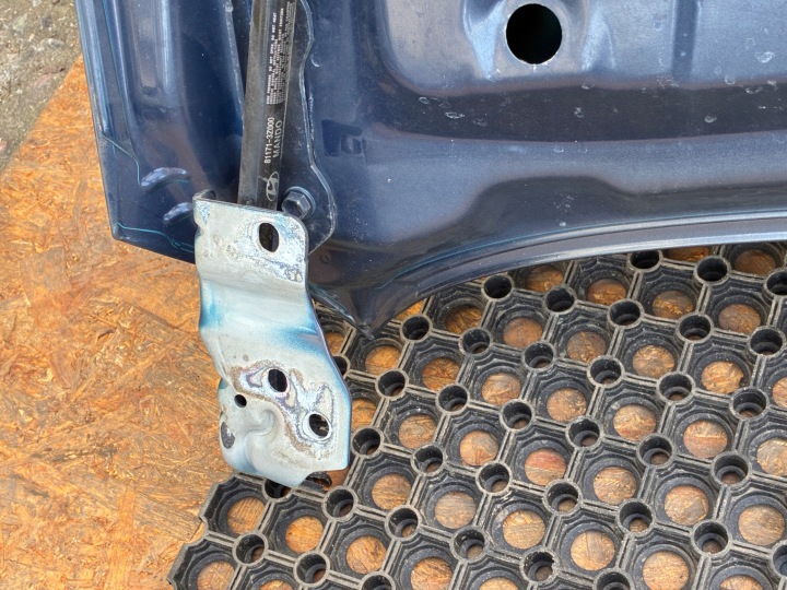 HYUNDAI I40 W8U CODE LAK. CAPOT COUVERCLE MOTEUR