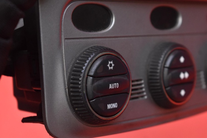 PANNEAU COMMANDE CONDUIT D'AIR CLIMATISATION 07353309240 ALFA ROMEO 147 00-04