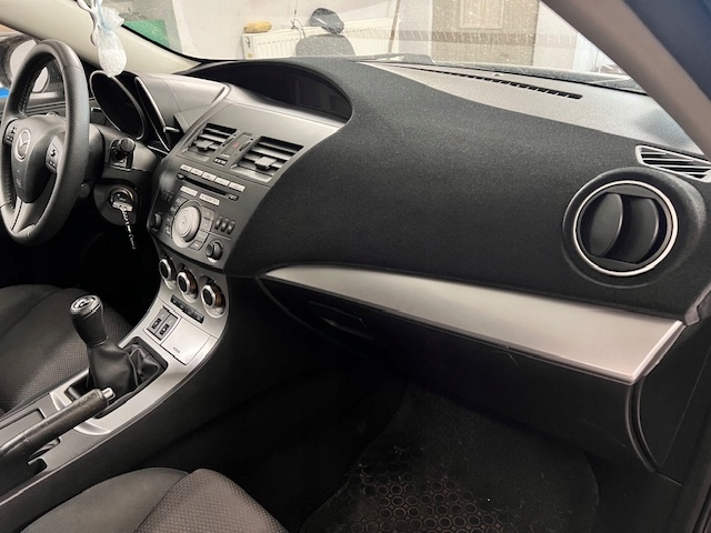 PLANCHE CONSOLE COCKPIT MAZDA 3 BL SUR RÉPARATION
