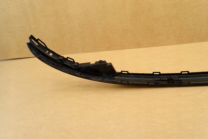 AUDI E-TRON 4KE 21- DOUBLURE SPOILER PARE-CHOCS ARRIÈRE ARRIÈRE 4KE807833 OE
