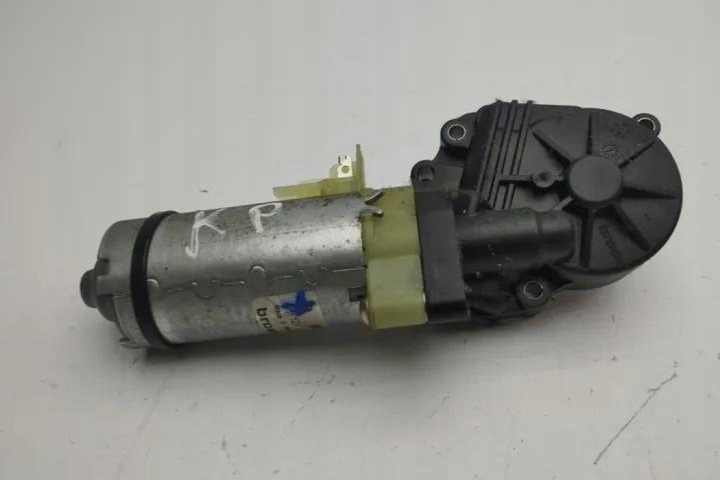 PETIT MOTEUR AVANT GAUCHE SIÈGES VOLVO XC90 I 0130002525 2.9L GASOLINE