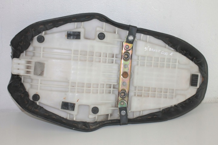 SUZUKI BANDIT GSF 600 1200 95-99 SIÈGE BANQUETTE ARRIÈRE
