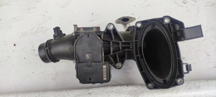 TUYAU COLLECTEURS EGR MERCEDES W176 W246 CLA W117 1.8 651 CDI A6510900828