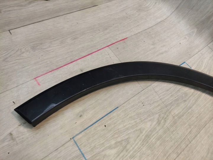 AUDI Q3 II 2 83A S-LINE MOULURE GARDE-BOUE GAUCHE AVANT 83A853717A