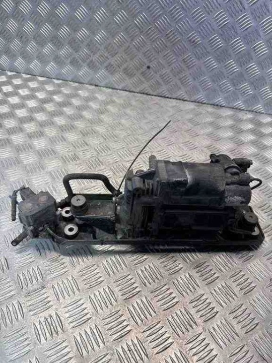 COMPRESSEUR SUSPENSIONS BMW 5 TOURING (E61) 6777827 2.5L DIESEL 2006