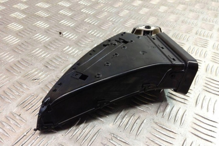 CONDUITES D'AIR TABLEAU DE BORD INSTRUMENTATION FORD C-MAX II VAN 07466000 1.6L DIESEL 2015