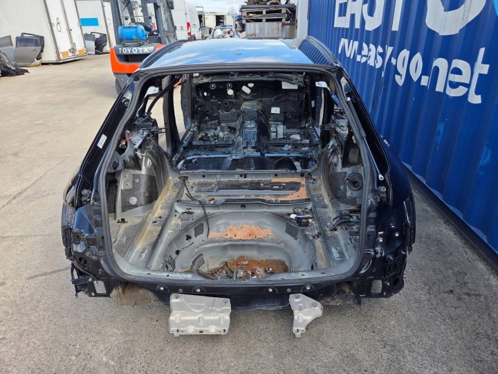 AUDI A6 S6 C8 4K UNIVERSEL TOIT AVEC RELINGAMI