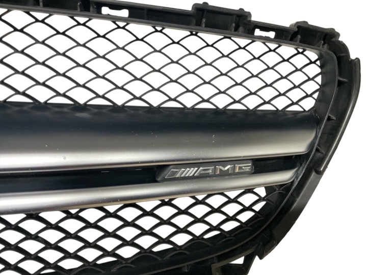 CALANDRE GRILLE MERCEDES GLA W156 LIFT 45 AMG A0008880060