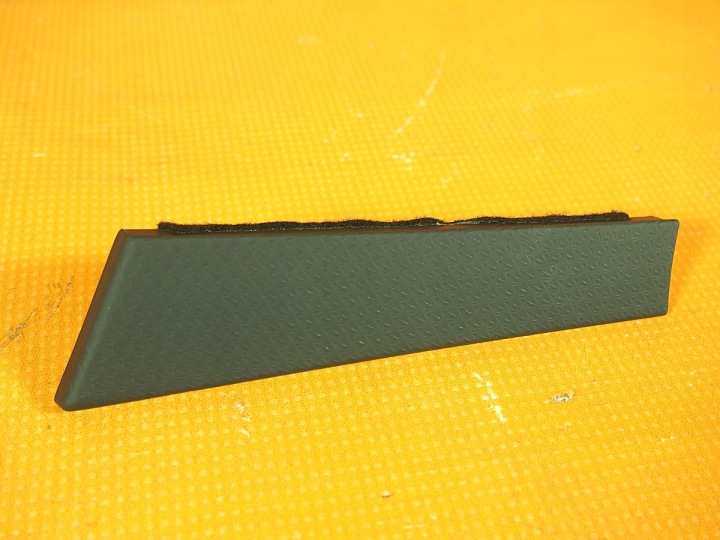AUDI Q3 83A 22KM CAPUCHONS DÉCORS TABLEAU DE BORD ENSEMBLE 83B853241 83B853242