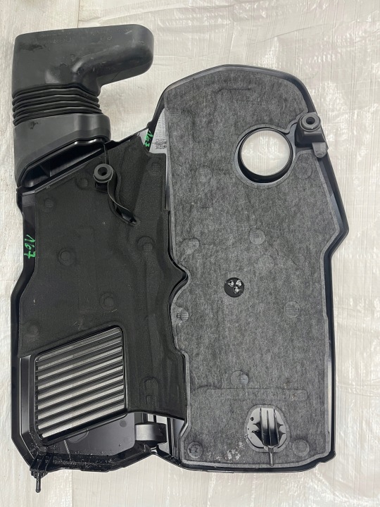MERCEDES GLS 167 SUPÉRIEURE PROTECTION COUVERCLE MOTEUR A1675002402