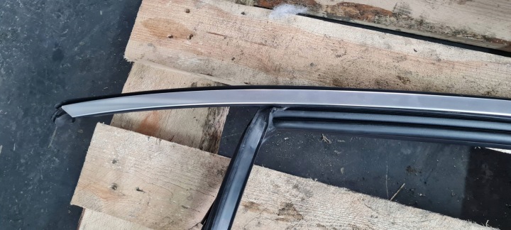 SQ5 Q5 80A LIFT JOINT D'ÉTANCHÉITÉ PORTES VITRES GAUCHE GAUCHE AVANT SATIN 80A837431C