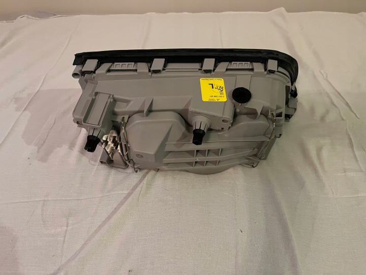 PHARES PRAWY+LEWY MERCEDES C CLASSA W202 93-96 ORIGINAL MAGNETI MARELLI