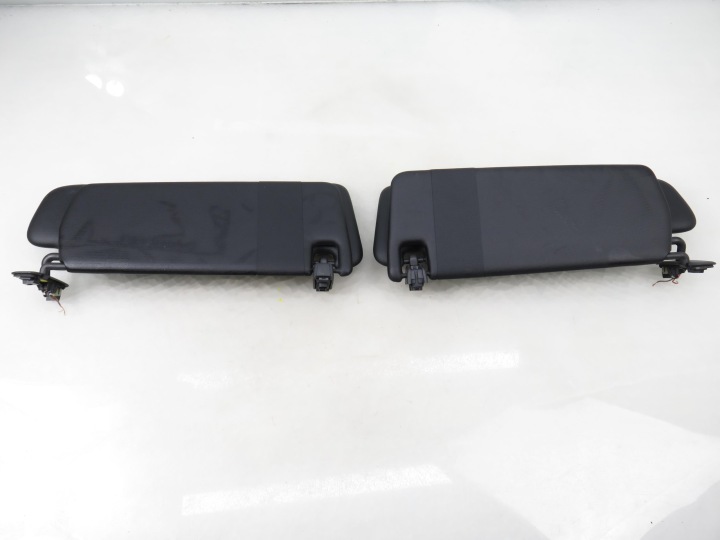 CAPUCHONS ANTI-SOLAIRE VW TOUAREG II 7P0857552 7P0857551