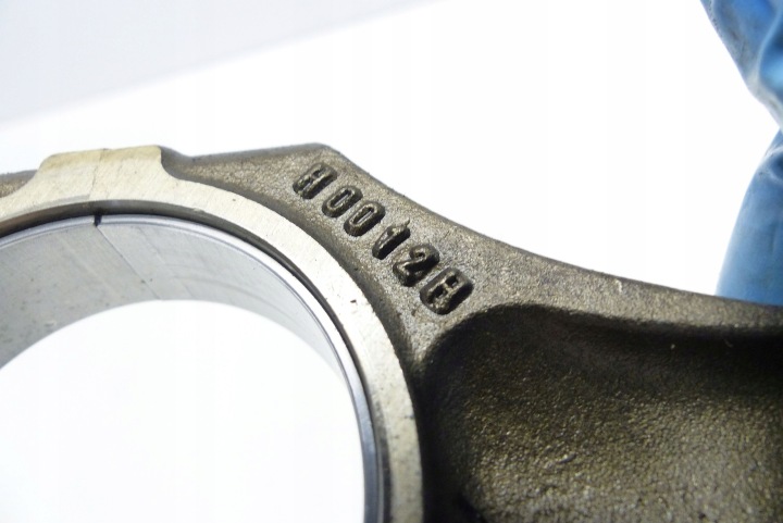 VW PASSAT B6 3.2 FSI AXZ PISTON GAUCHE BIELLE