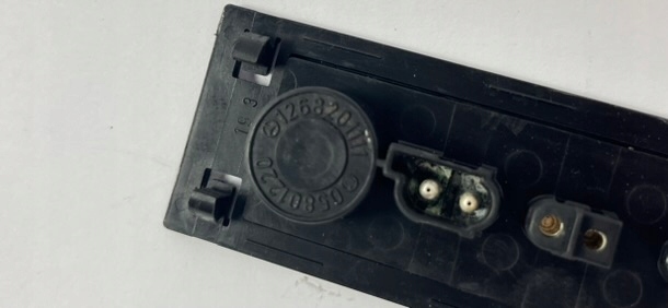 CAPTEUR RACCORD LAVE-GLACE MERCEDES W126 SE SEC SEL R129 SL 1268201111