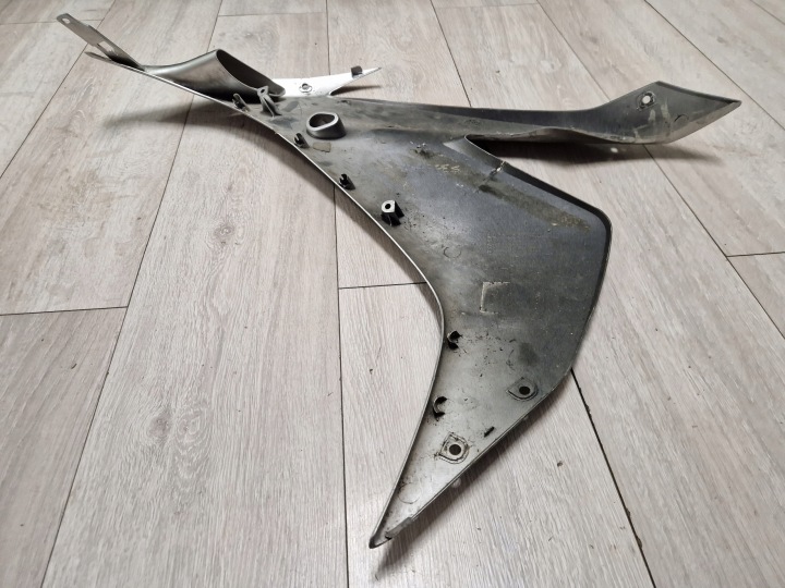 CÔTÉ DÉFLECTEUR D'AIR PROTECTION DROIT YAMAHA YZF R1 RN12 04-06