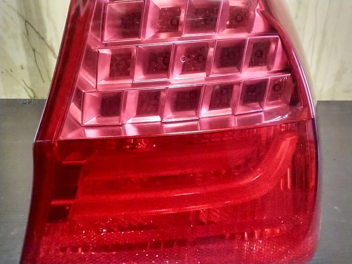 BMW E90 LCI PHARE DANS AILE DROIT ARRIÈRE LED 7289426