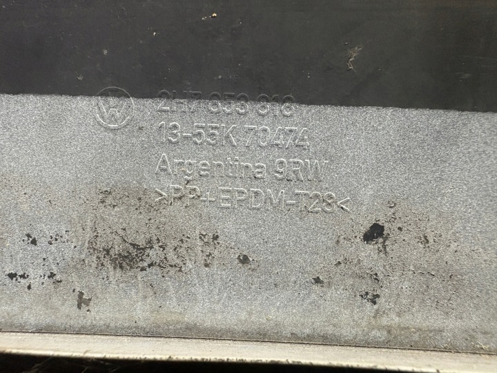 MOULURE GARDE-BOUE DROITE ARRIÈRE VOLKSWAGEN AMAROK 2H6853818
