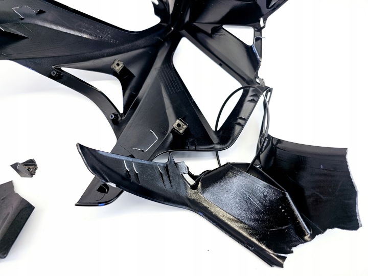 HONDA CBR 125 JC 39 CASQUETTE CALOTTE DÉFLECTEUR D'AIR PROTECTION CHÂSSIS AVANT