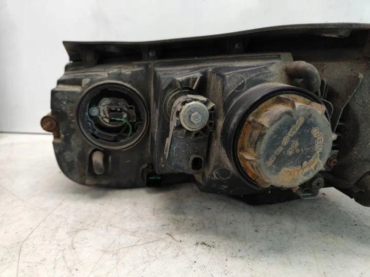 PHARE DROITE AVANT HYUNDAI 921022BXXX 2.19L HYBRID 197KW 2007