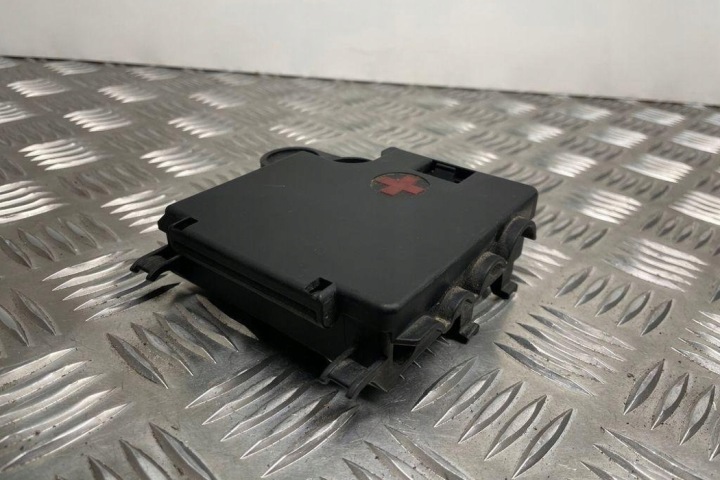 BOÎTE DISTRIBUTION TENSION AUDI A4 (8K2, B8) 8K0937517B 2.97L DIESEL